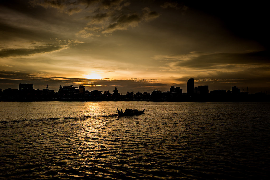 Cambodia-Phnom-Penh-Sunset